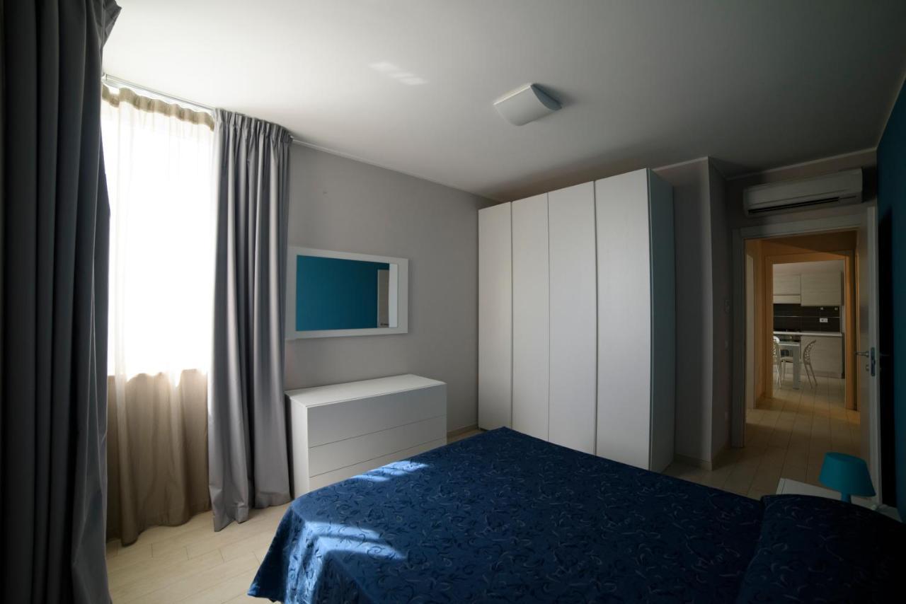 Case Vacanze Blue Bay Resort โรเซโต เดญา อาบรูซซี ภายนอก รูปภาพ
