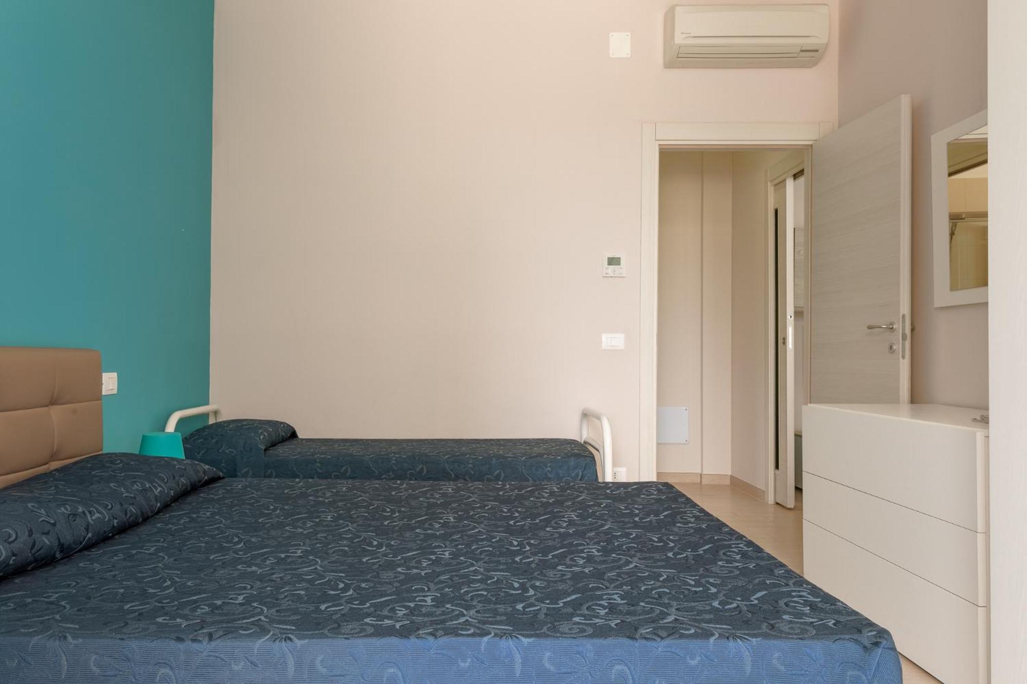 Case Vacanze Blue Bay Resort โรเซโต เดญา อาบรูซซี ภายนอก รูปภาพ